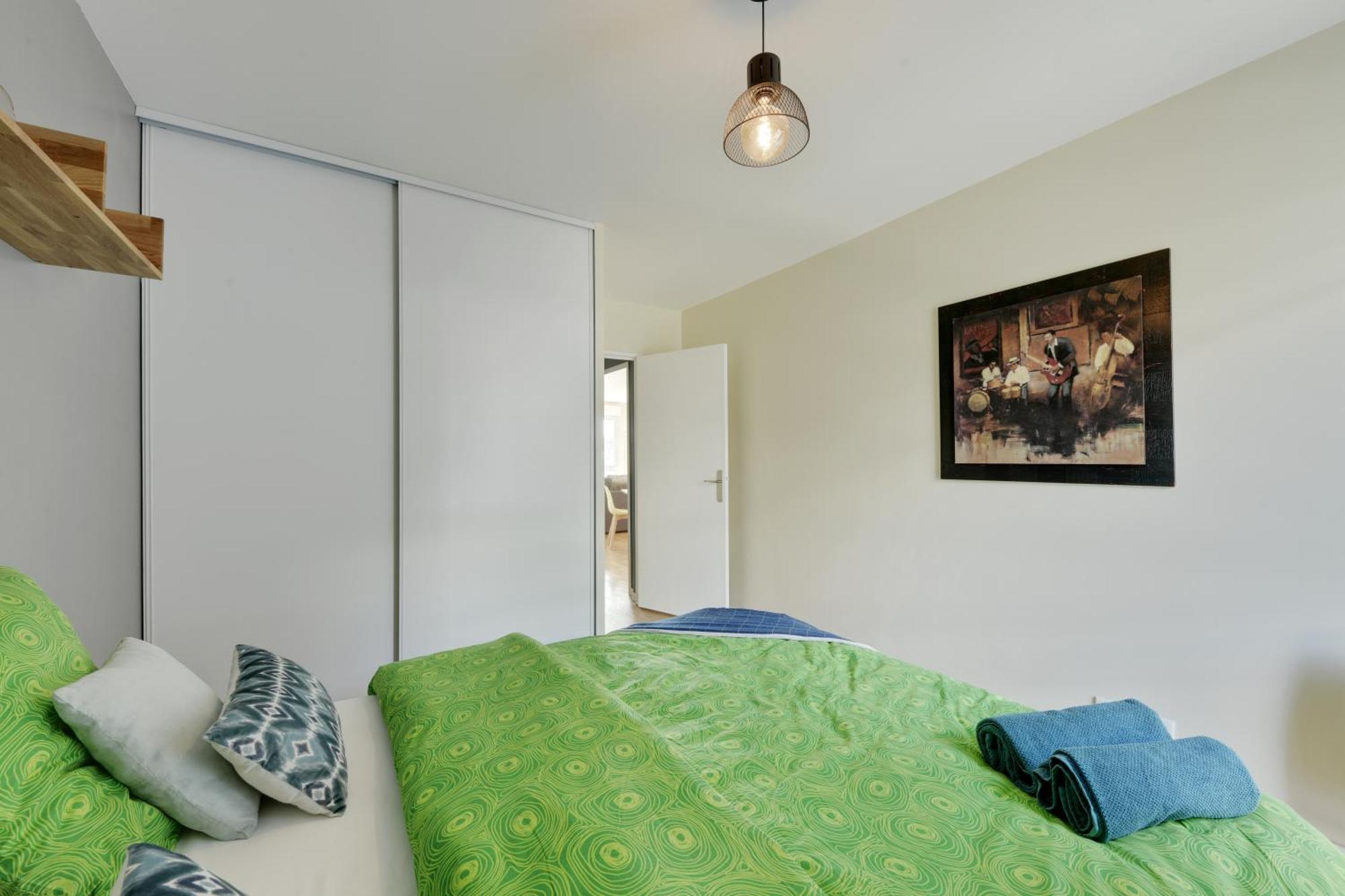 Chic Apartment With Superb View Of The Eiffel Tower Saint-Denis  Ngoại thất bức ảnh