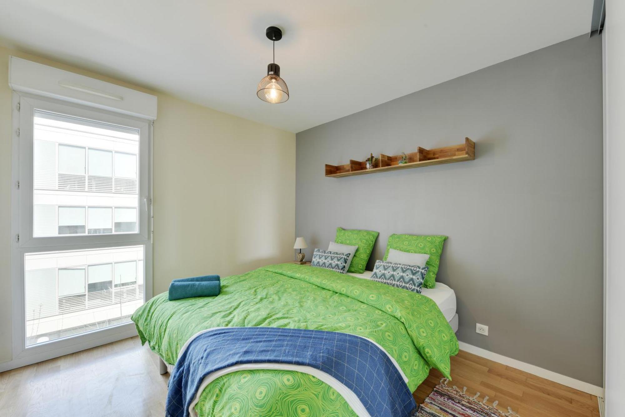 Chic Apartment With Superb View Of The Eiffel Tower Saint-Denis  Ngoại thất bức ảnh